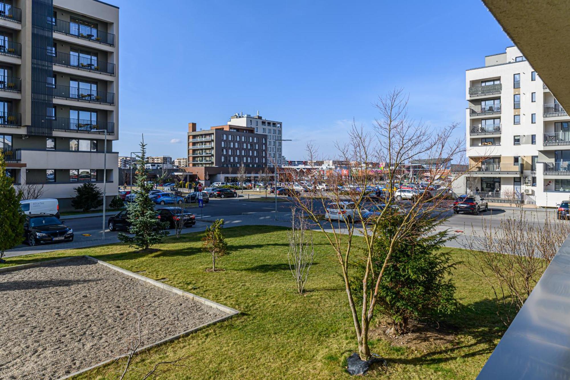 Jad Luxury 3 Rooms & 2 Rooms Apartments In Kasper, Near Coresi Mall Braşov Exterior foto