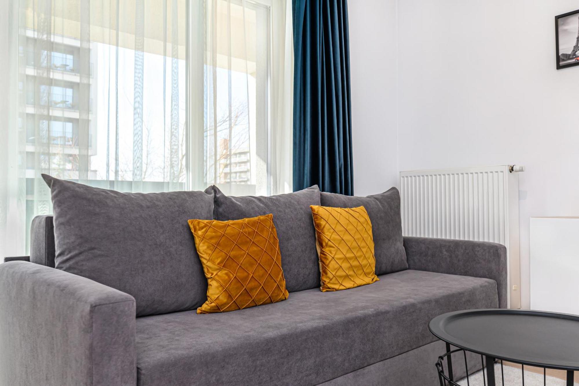 Jad Luxury 3 Rooms & 2 Rooms Apartments In Kasper, Near Coresi Mall Braşov Exterior foto