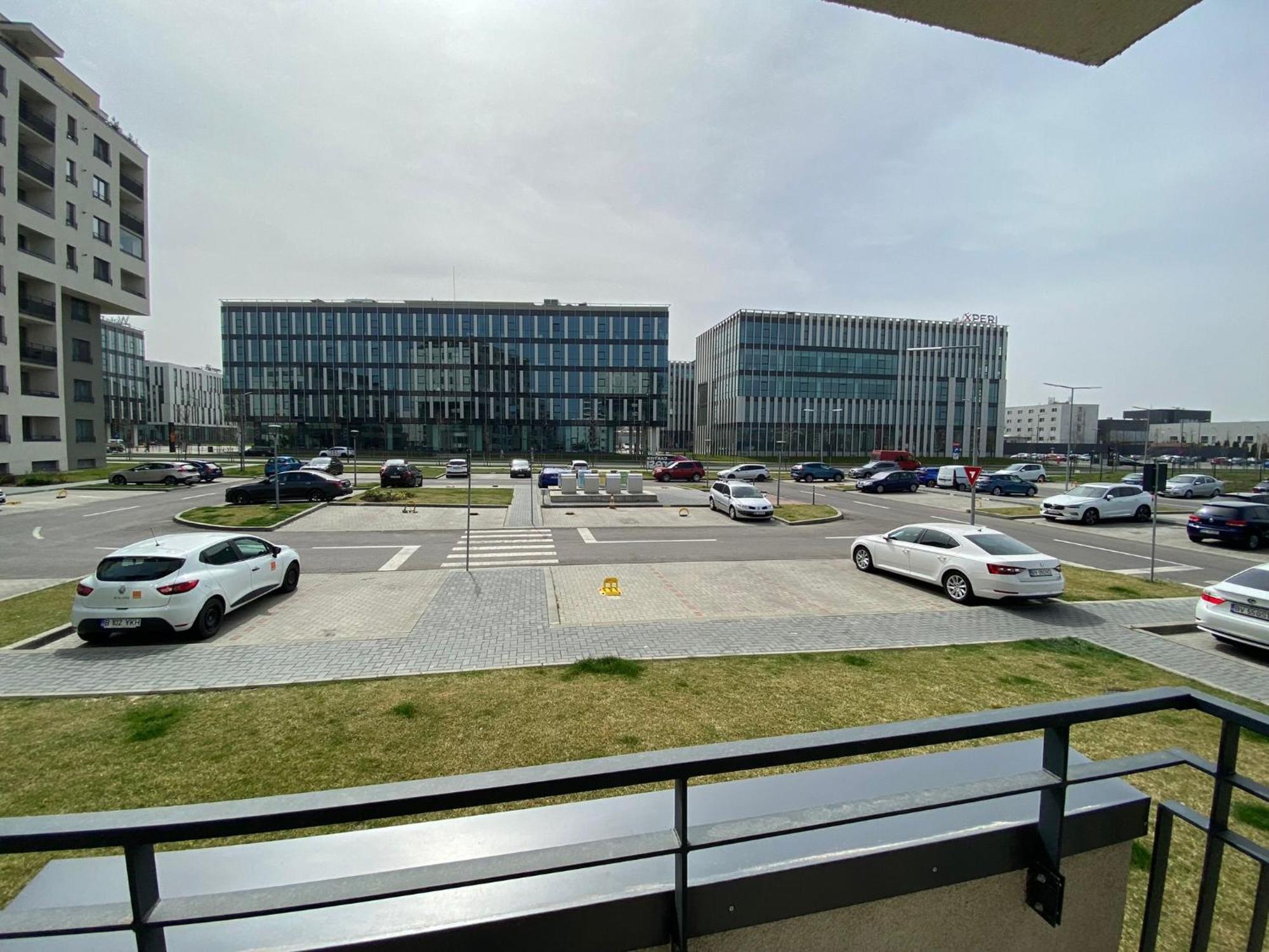 Jad Luxury 3 Rooms & 2 Rooms Apartments In Kasper, Near Coresi Mall Braşov Exterior foto