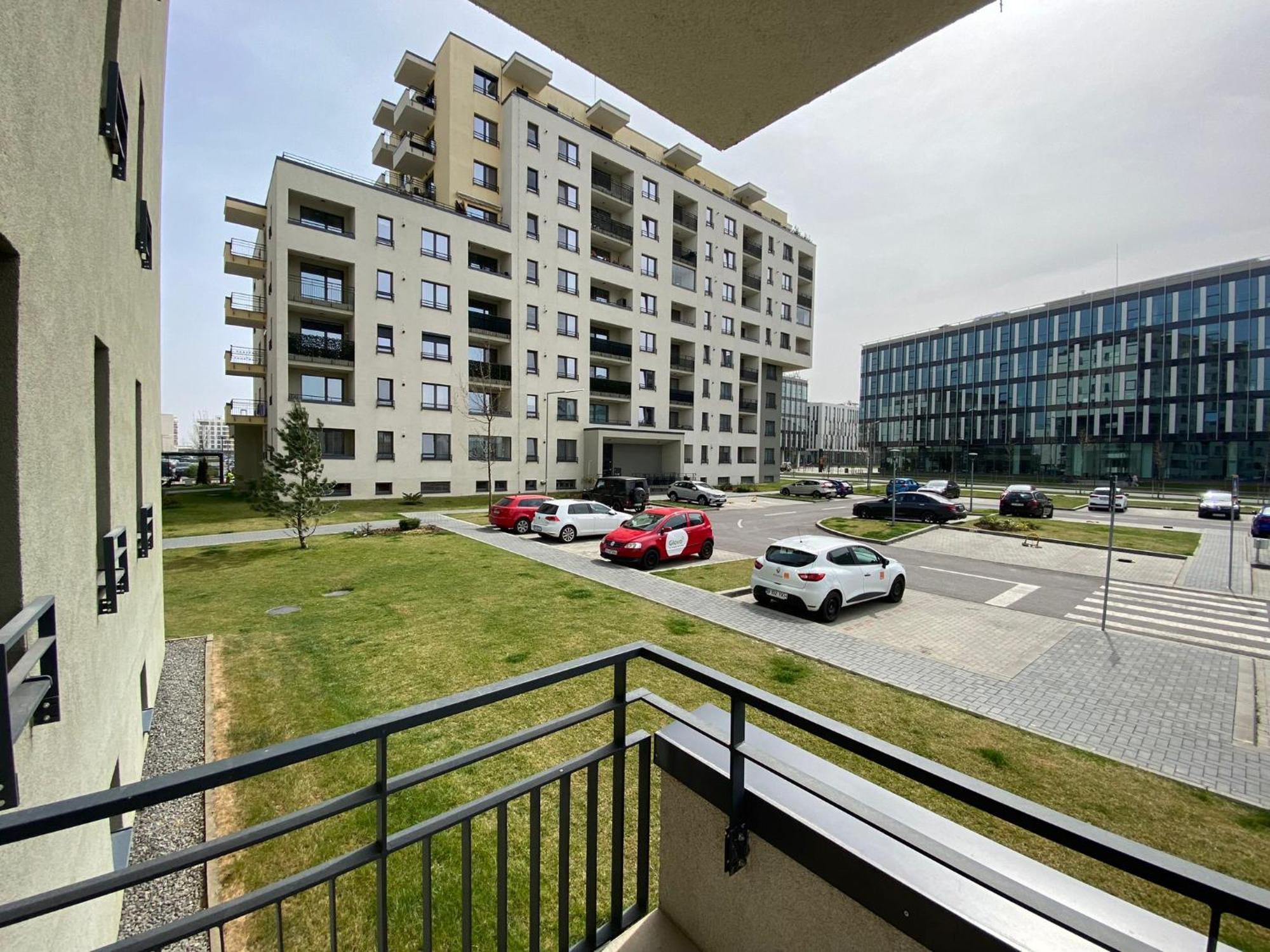 Jad Luxury 3 Rooms & 2 Rooms Apartments In Kasper, Near Coresi Mall Braşov Exterior foto